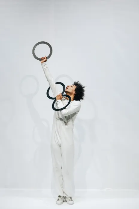 Jeune Public - Spectacle-Cirque "Monographie"_Le Revest-les-Eaux