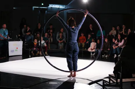 Jeune Public - Spectacle-Cirque "Trait(s)"_Le Revest-les-Eaux