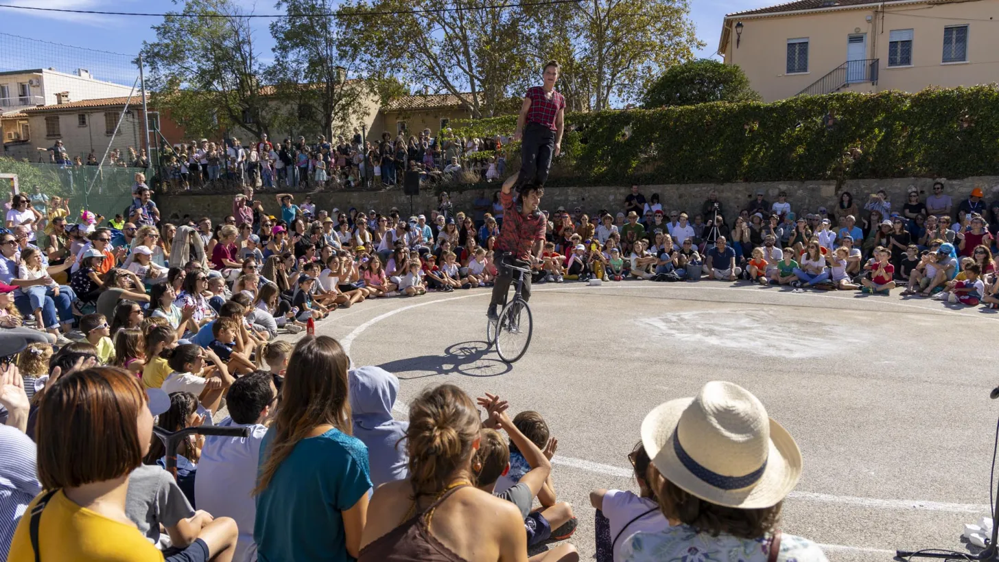 Le PÔLE - Festival Regards sur Rue