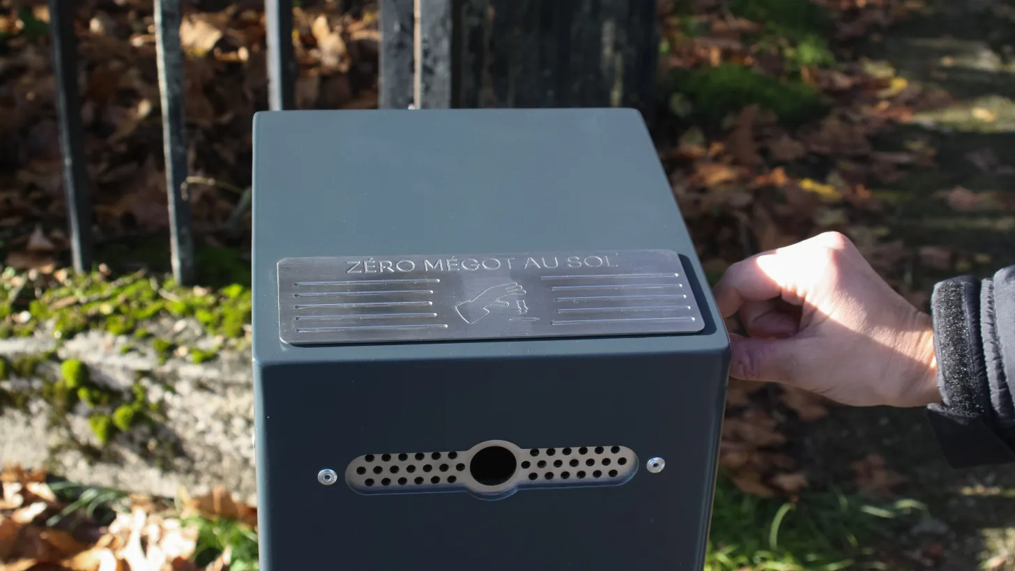 Bornes de récupération des mégots de cigarettes