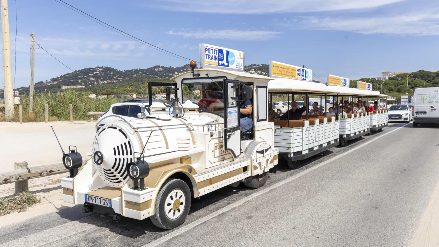 Petit train de la presqu'île à Hyères - Inauguration