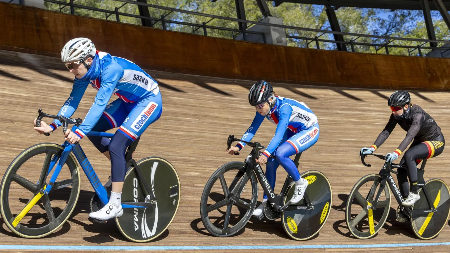 Equipe tchèque au Vélodrome TPM