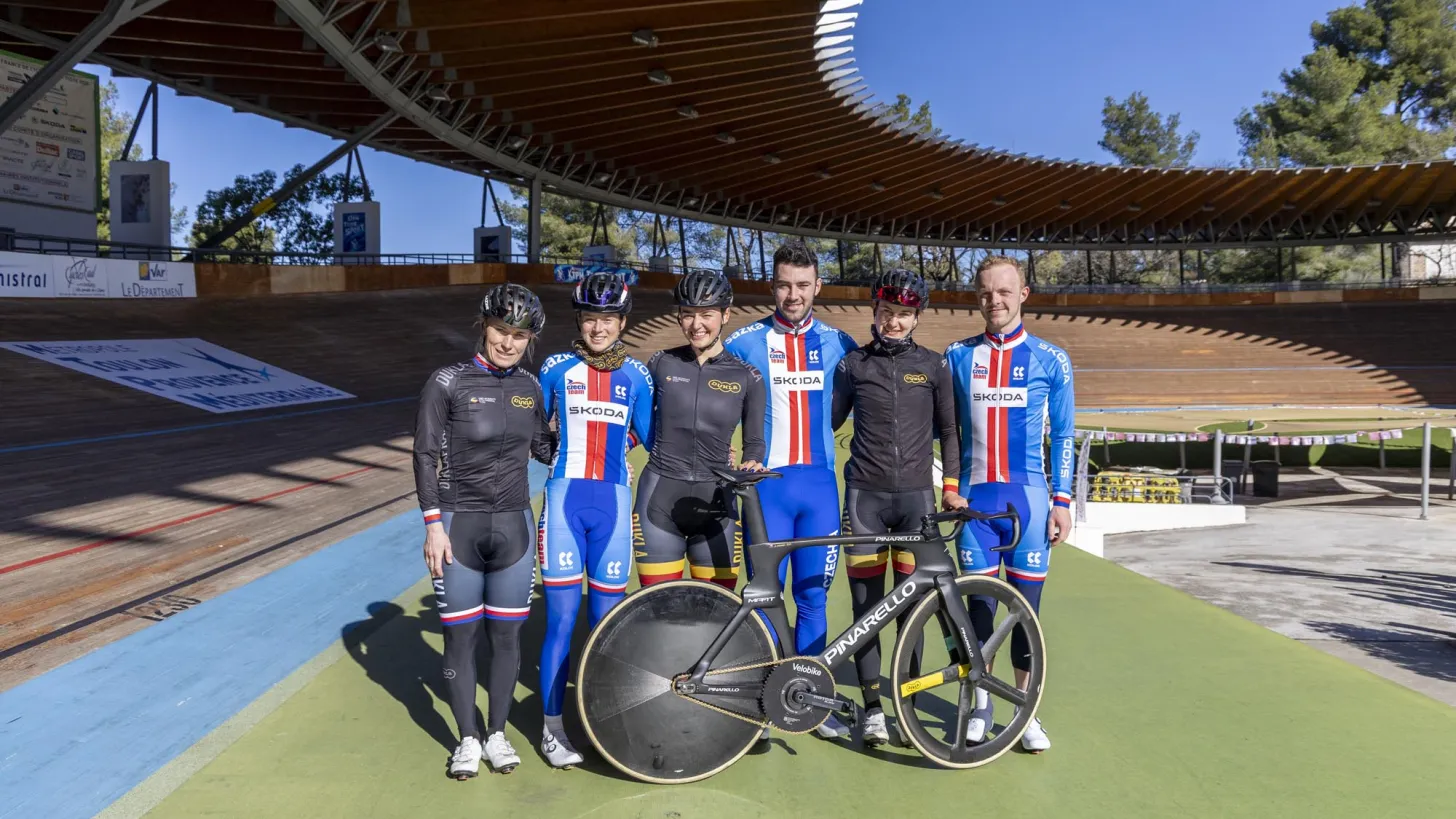 Equipe tchèque au vélodrome TPM