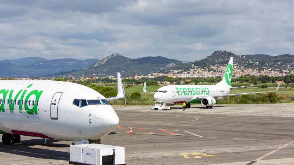 avion-piste-hyeres