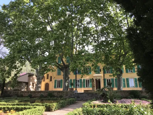 Baudouvin_Entrée Bâtisse_Copyright NathalieV_IMG_8761