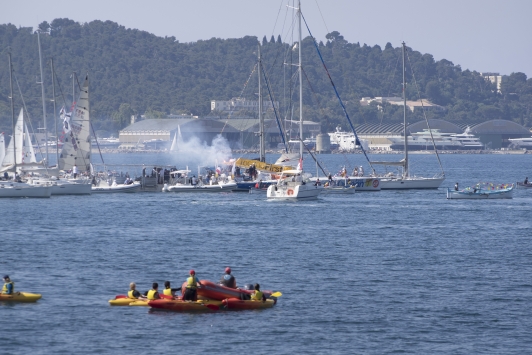 Parade nautique dans la rade 