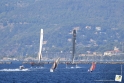 J-3: l'équipage de Groupama s'entraîne dans les eaux de la rade sur un GC32