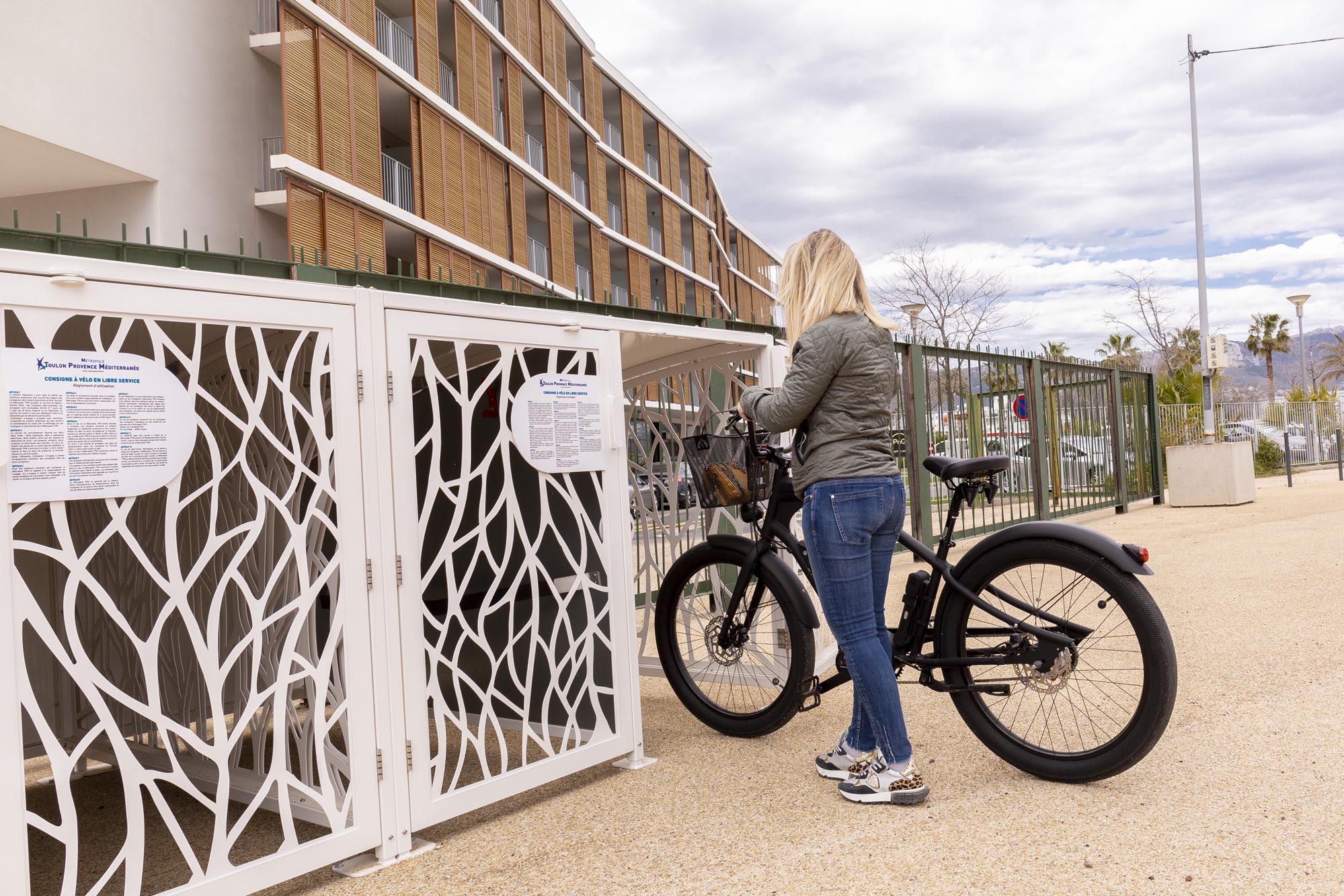 Des box à vélos fleurissent dans les rues de la Métropole | Métropole  Toulon Provence Méditerranée